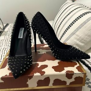 Brand new Steve Madden stilettos